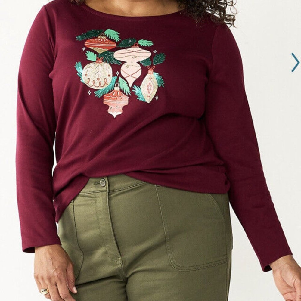 2X or 4X Plus Size Red Christmas shirt ornaments NEW from Kohls top
